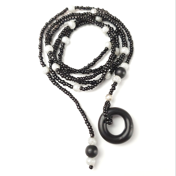 Hand Crafted Jewelry - 🦋 Black and Silver Glass Ring Beaded Lariat Necklace 🦋1/$14~2/$24~3/$30🦋